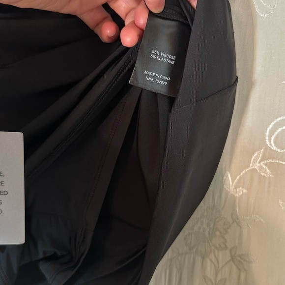 Lovers + Friends Revolve Layla Black Mini Skort Size Medium NWT - Picture 4 of 11